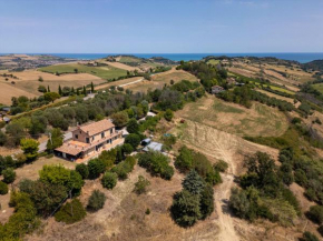 Villa Dolce Vita - Vista Colline, Jacuzzi, 3Suites & 5min dal mare Lapedona